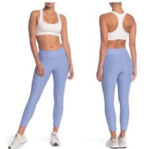 Outdoor Voices 3/4 Warmup Leggings Lilac M NWT